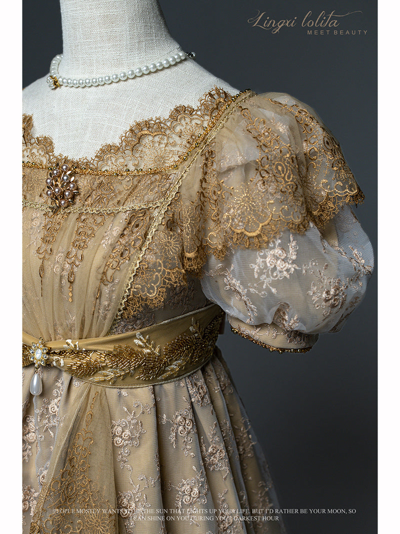 Medieval aristocratic floral embroidery elegant dress [Planned to be shipped from late May to mid-June 2023]