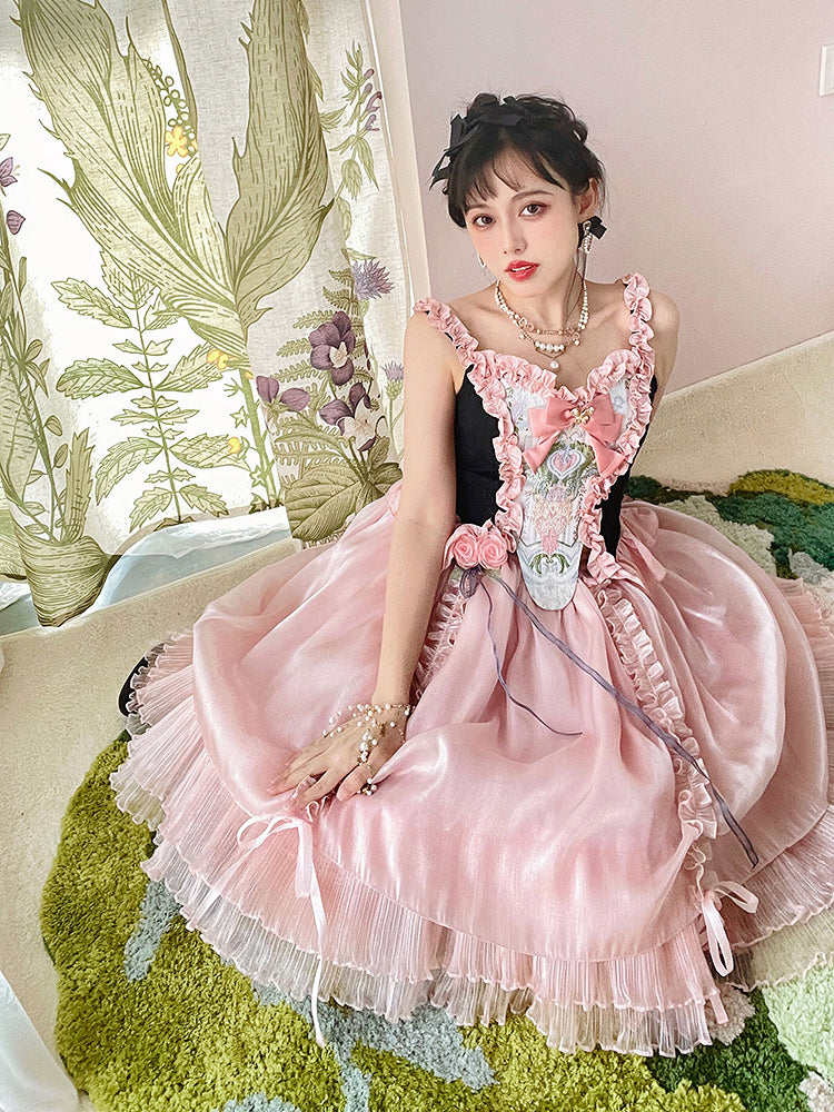 花籠刺繍のコルセットトップスと桜色のフリルスカート[2023年6月下旬発送予定]