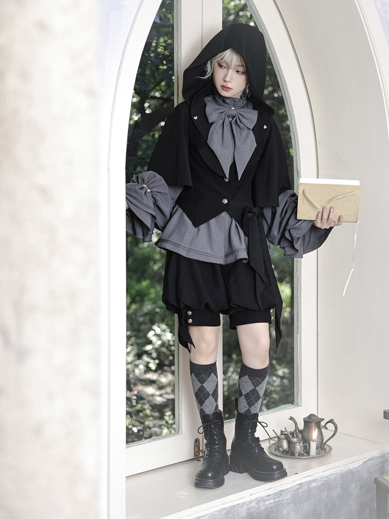 Black rabbit lady's hooded jacket, ribbon blouse and shorts [Scheduled to be shipped in early May 2023]