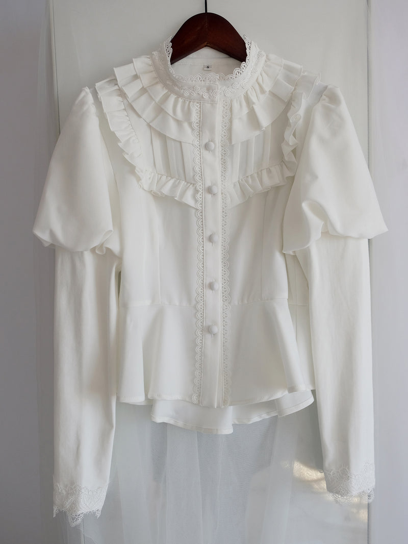 Embroidered lace blouse for a pure white lady[Scheduled to be shipped from early July to late July 2023]