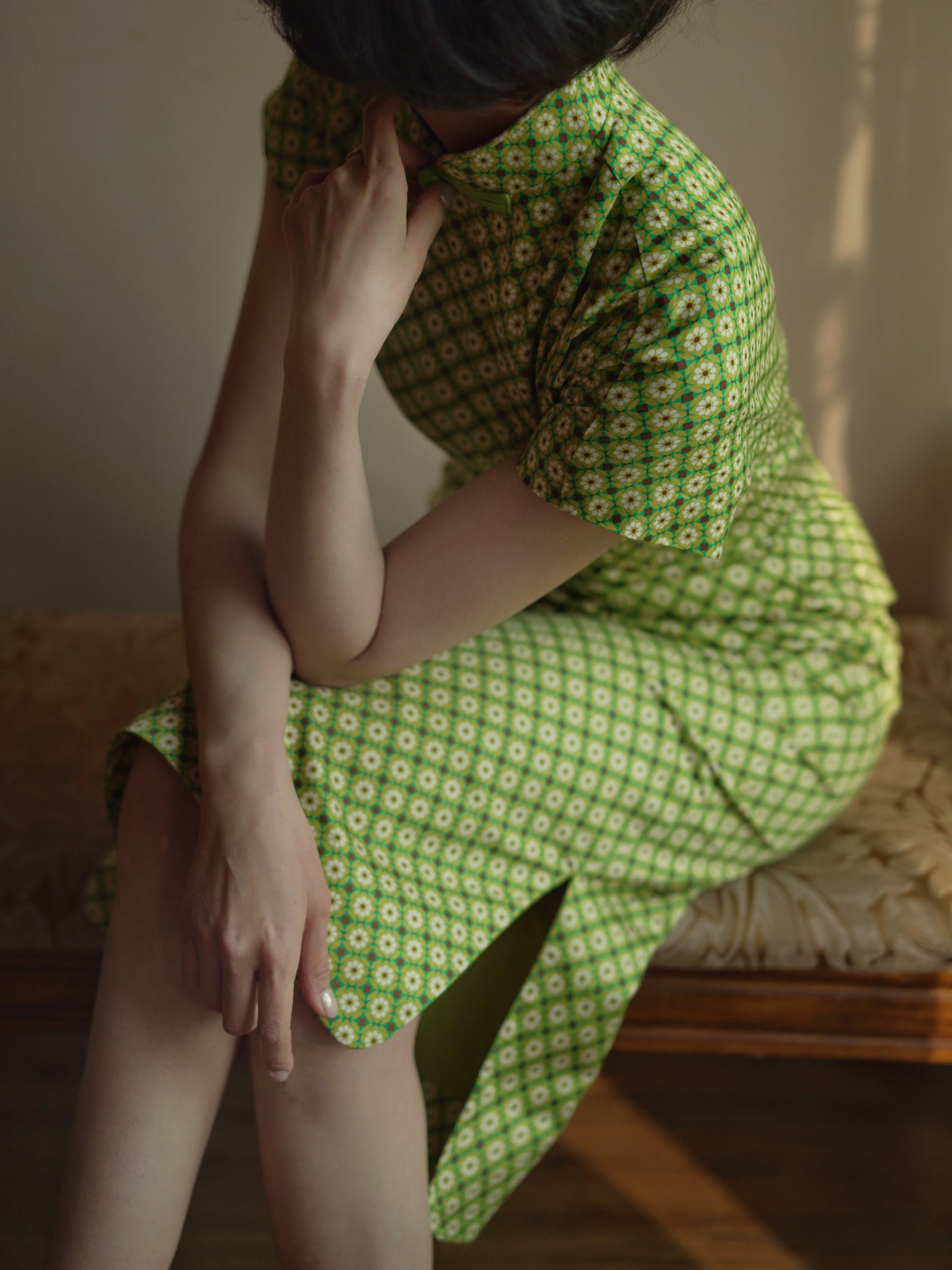 美品✨Vivienne Tam チャイナワンピース　グリーン　小鳥　花柄 美品✨Vivienne Tam チャイナワンピース グリーン 小鳥 花柄