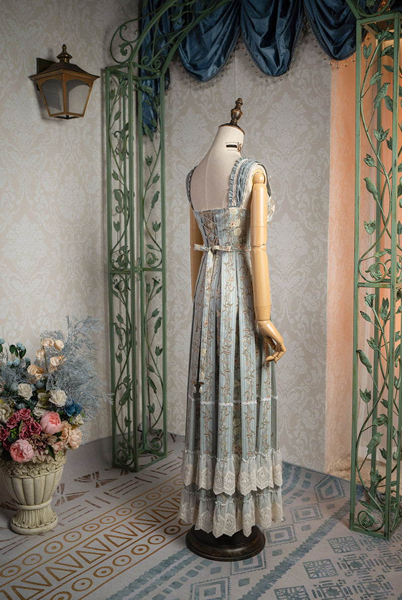 Splendid Queen Floral Sleeveless Dress