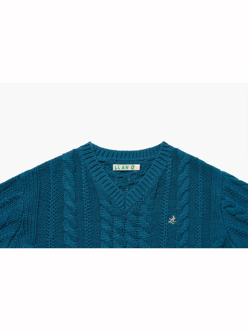 Aran embroidery knit sweater