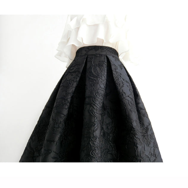 漆黒の花模様ヘップバーンスカート