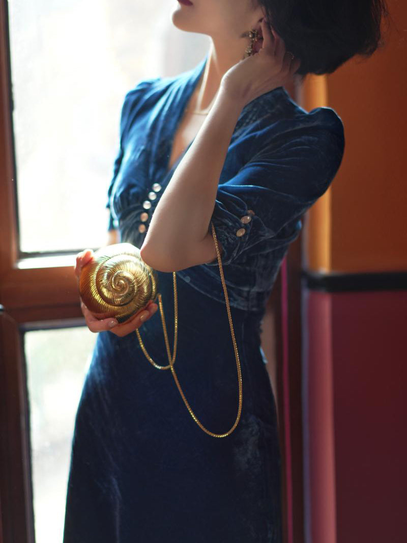 Ultramarine Lady Velvet Dress