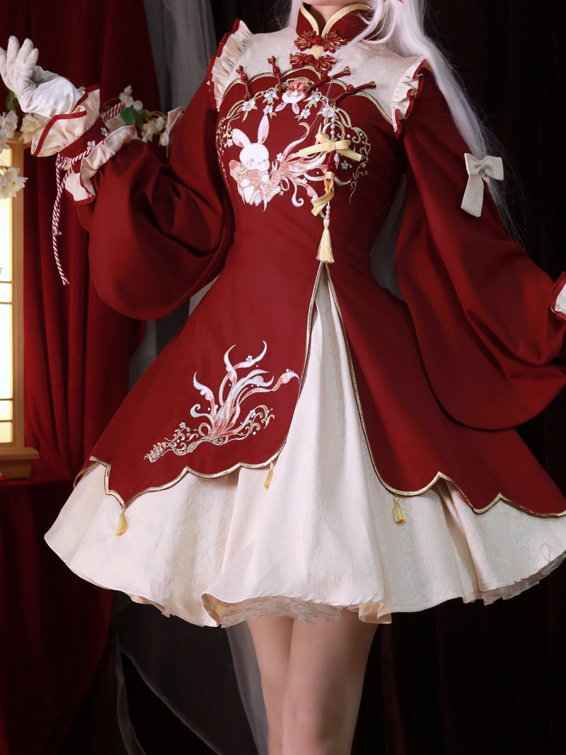Nishikigoi and Rabbit Embroidered China Dress[Planned to be shipped from late June to mid-July 2023]