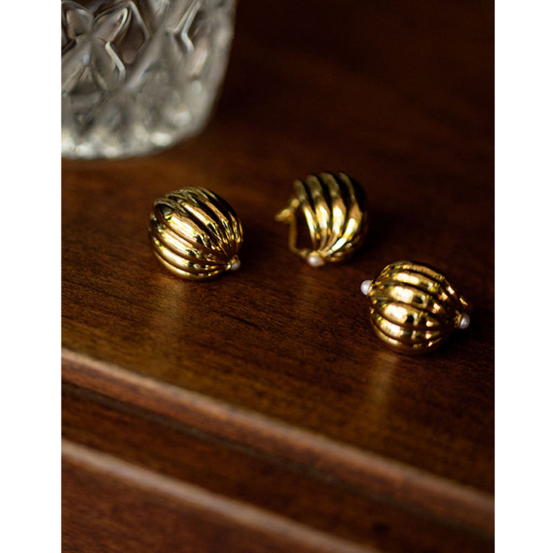 Seashell & Starfish Drop Earrings in 14k Gold & Diamond | Ocean Jewelry