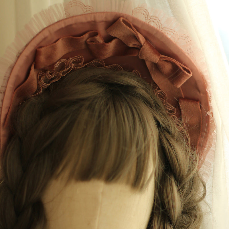 Embroidered bonnet and headband of Gosho-zome and jet-black lady [Scheduled to be shipped in mid-April 2023]