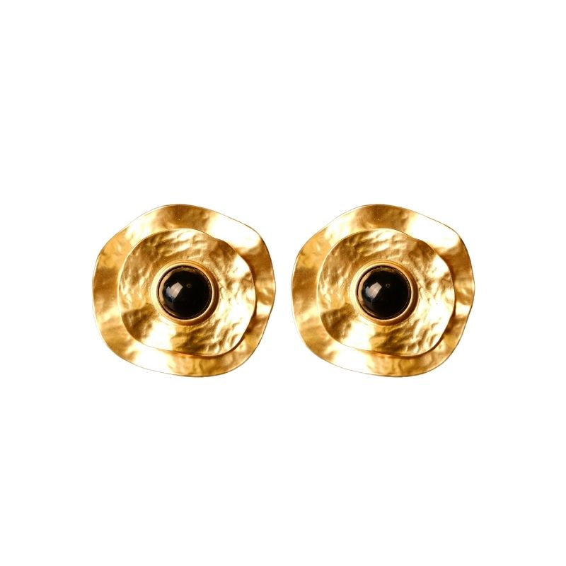 金色の輪環の耳飾り